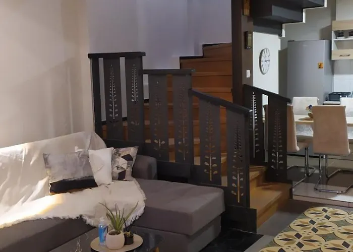 Karditsa\'S Loft House